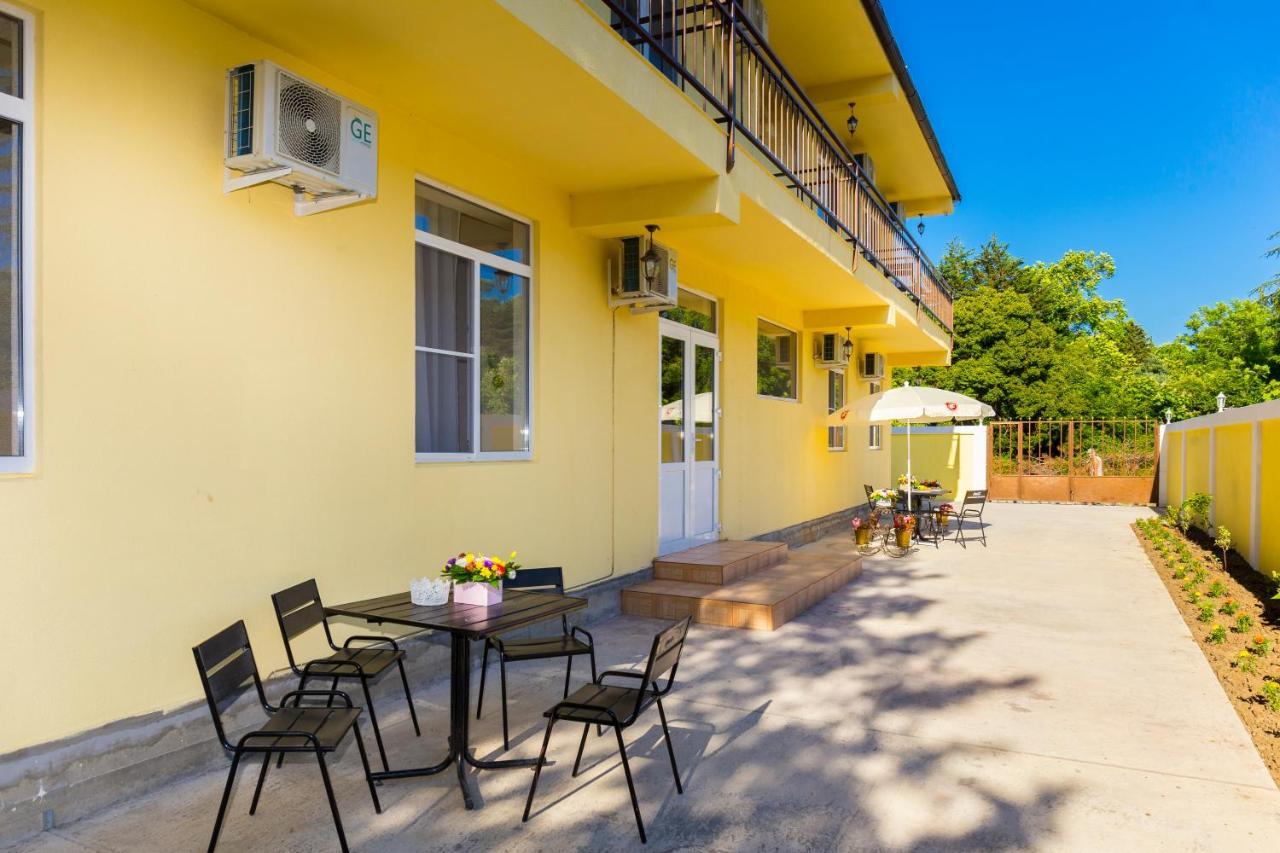 Лазурный Берег Абхазии Leselidze Exterior foto